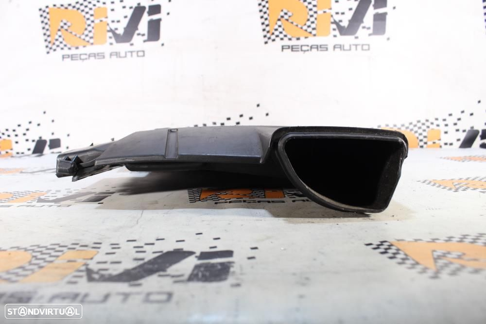 Tampa De Motor Bmw 3 (E90)  7560918 / 13717560918 / Entrada De Ar - 9