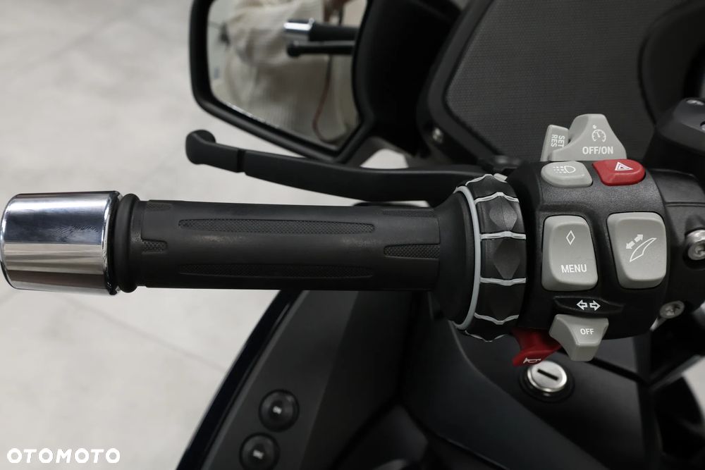 BMW R - 18