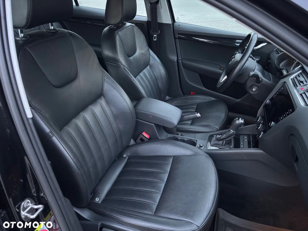 Skoda Octavia 2.0 TDI 4x4 Style DSG - 29