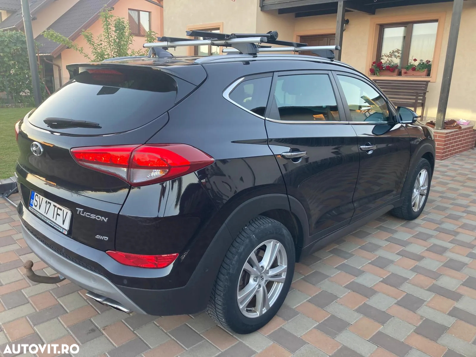 Hyundai Tucson 1.6 T-GDi 4WD 7DCT Premium - 4