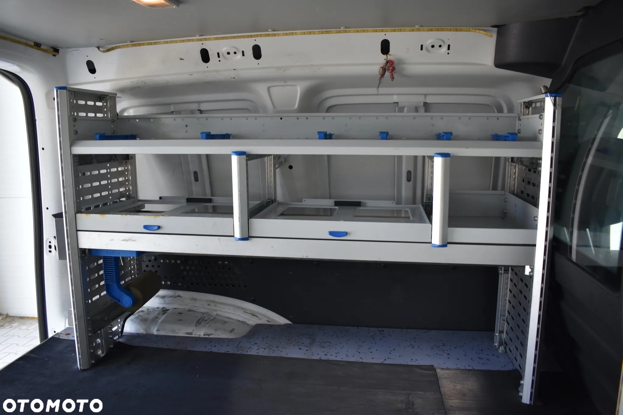 Volkswagen caddy - 24