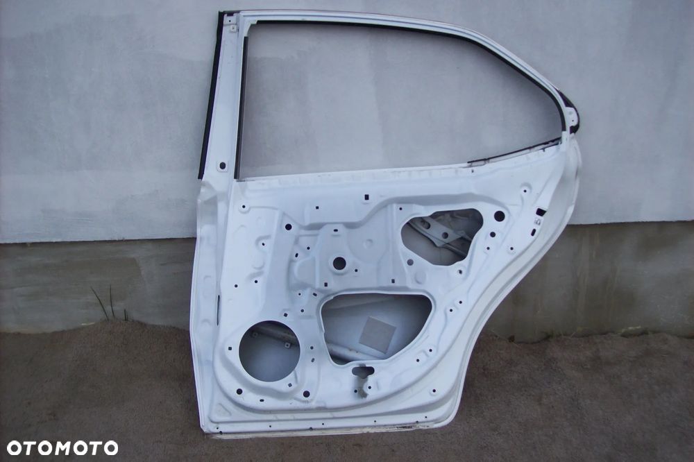 drzwi tylne prawe toyota camry 8 - 6