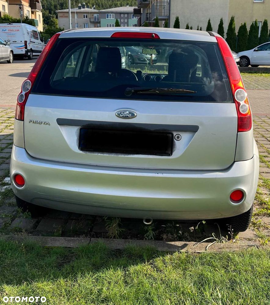 Ford Fiesta - 4
