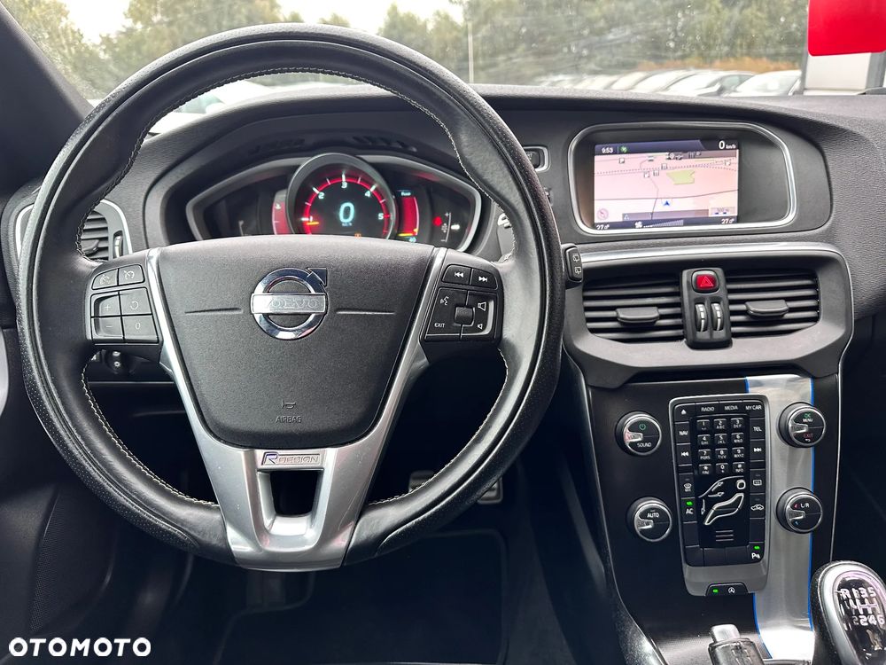 Volvo V40 D2 R-Design Summum - 37