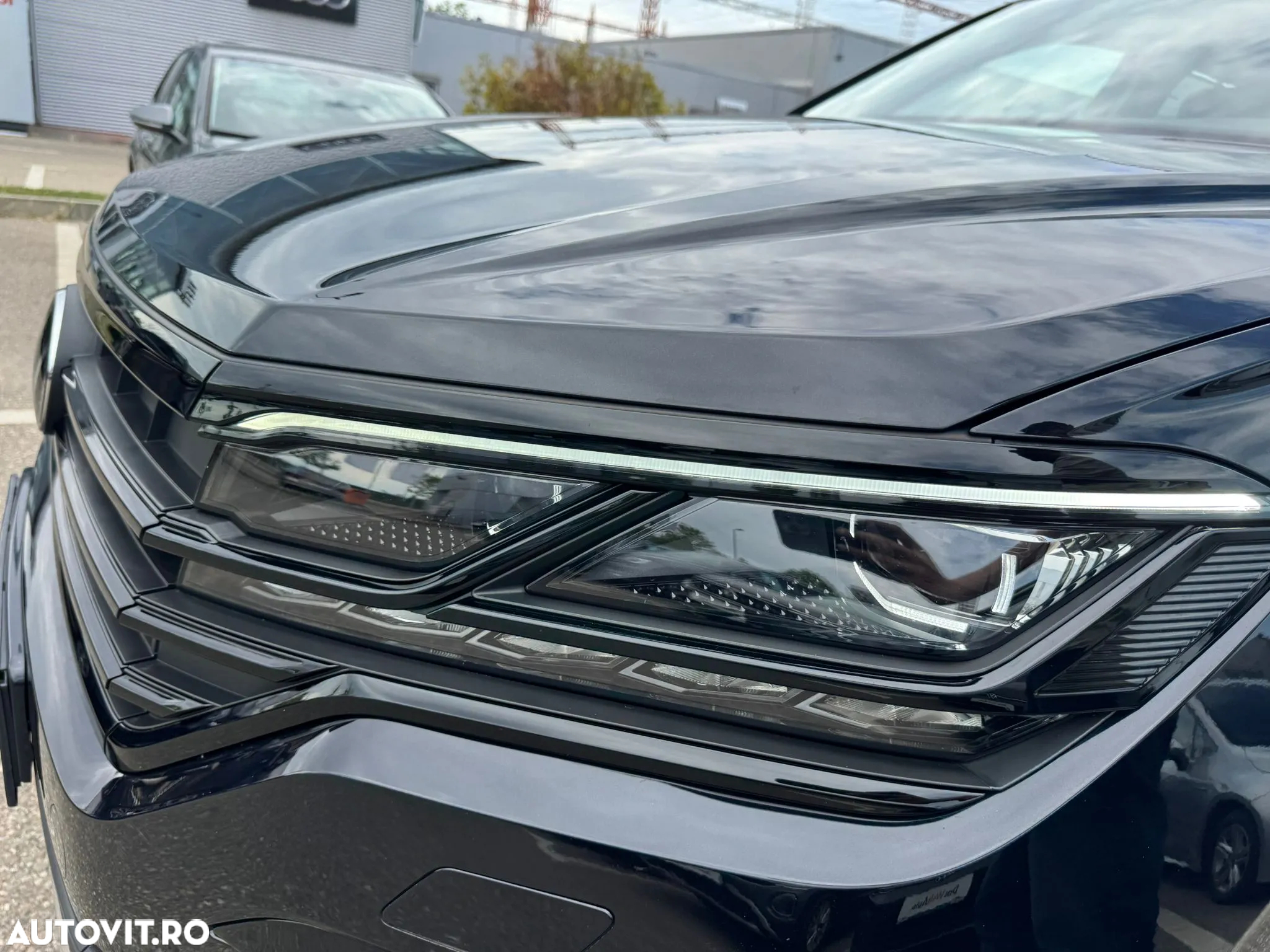 Volkswagen Touareg V6 TSI 4MOTION Elegance - 10