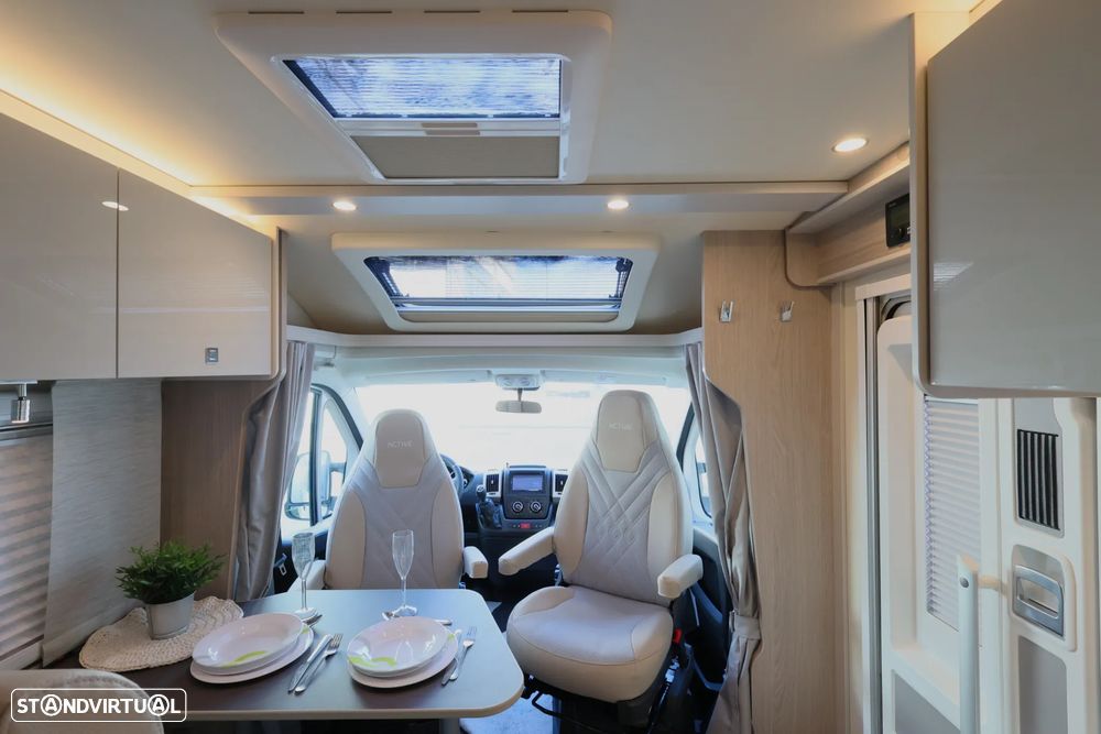 Burstner Nexxo t569 - 28