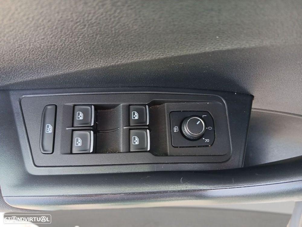 VW T-Roc 1.6 TDI Sport - 12