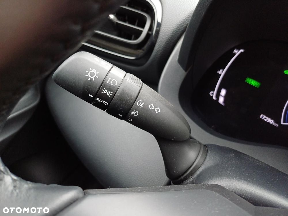 Toyota Yaris Cross Hybrid 1.5 Style - 19