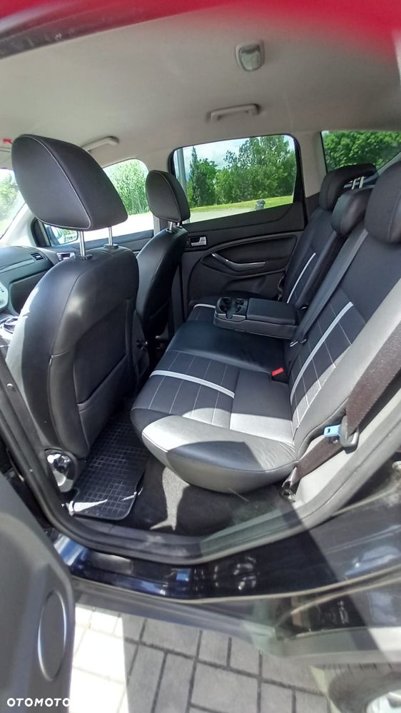 Ford Kuga 2.0 TDCi Titanium FWD - 5