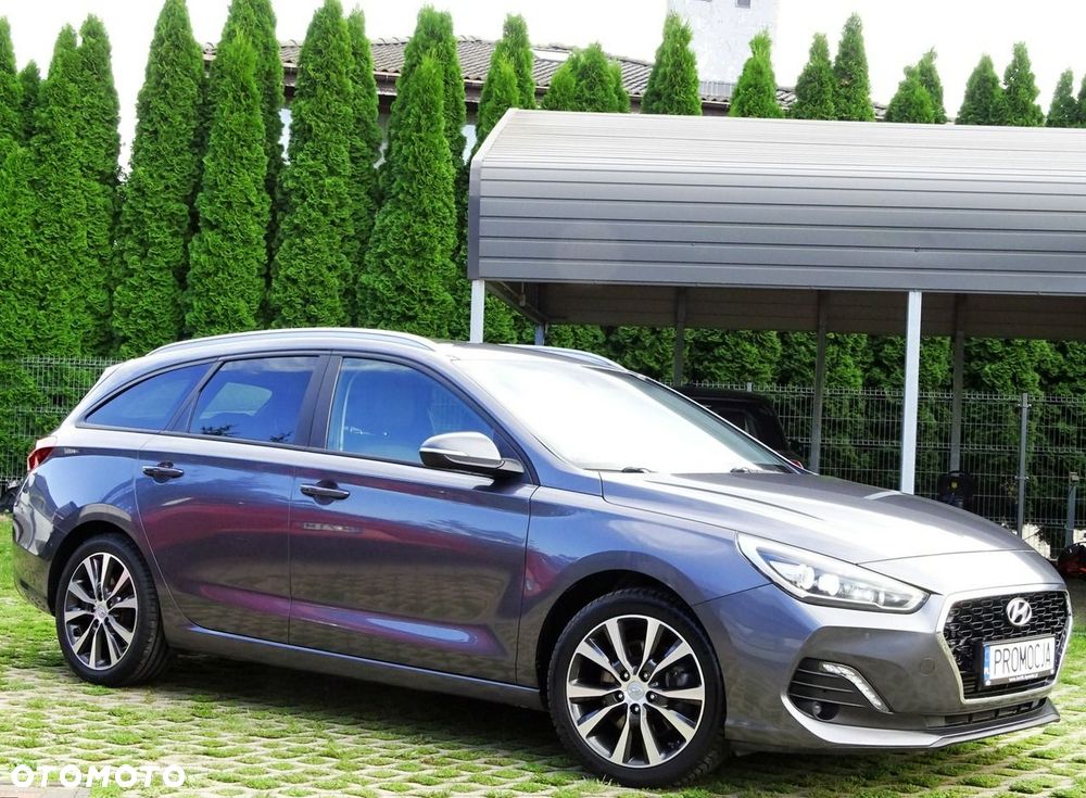 Hyundai i30 1.6 CRDI Premium DCT - 3