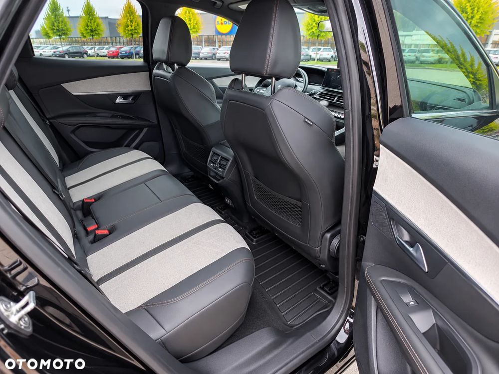 Peugeot 3008 1.6 PureTech Hybrid PHEV Active Pack S&S EAT8 - 11