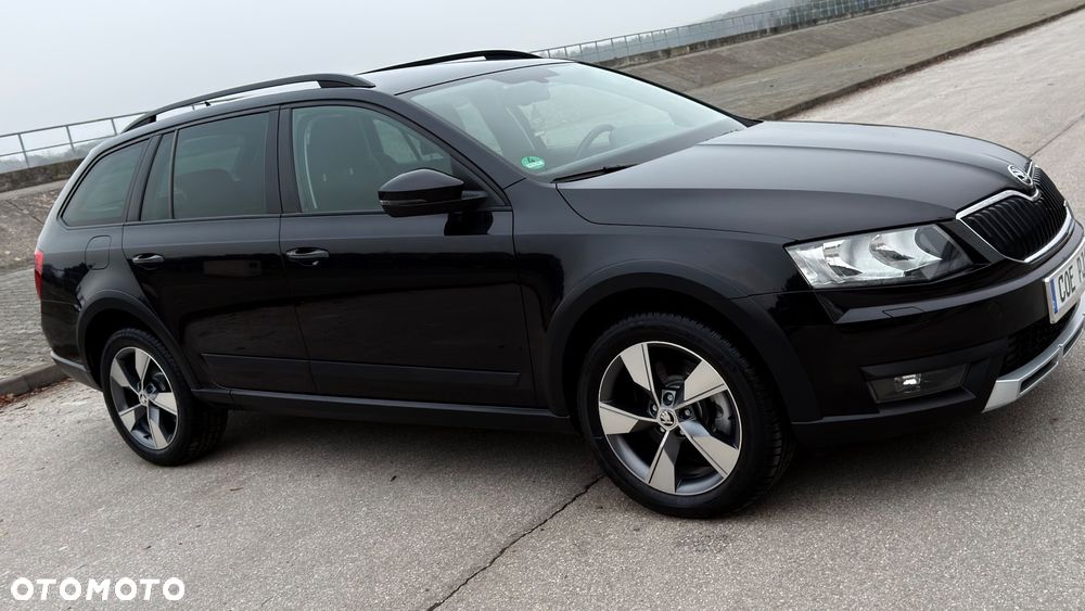 Skoda Octavia 2.0 TDI 4x4 DSG Scout - 20