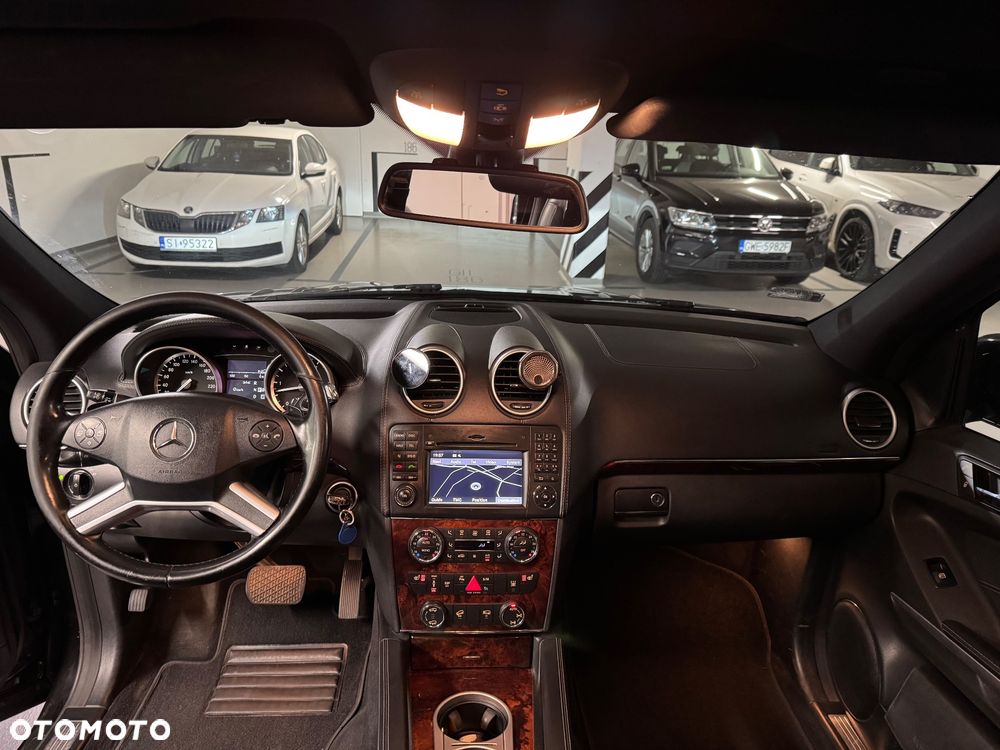 Mercedes-Benz GL 450 CDI - 23