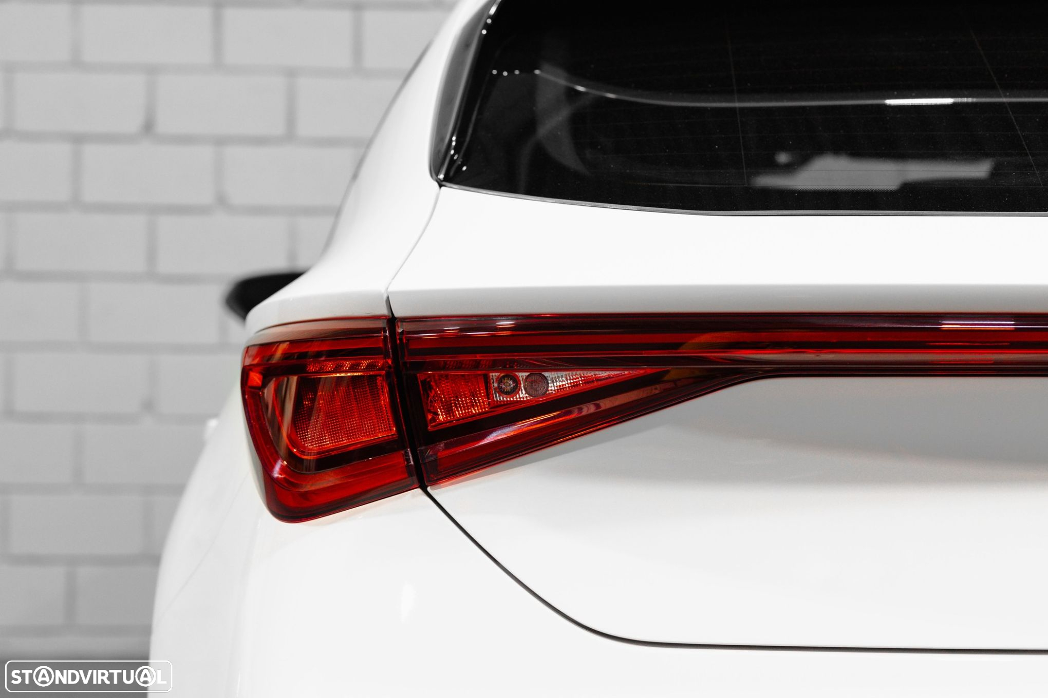 Cupra Leon 1.4 e-Hybrid VZ DSG - 39