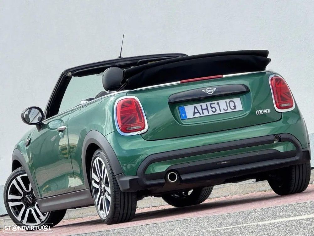 MINI Cabrio Cooper Premium Essential Auto - 44
