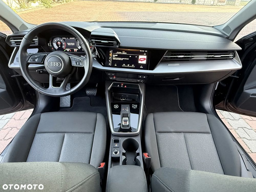 Audi A3 Sportback 35 TDI Advanced S tronic - 9