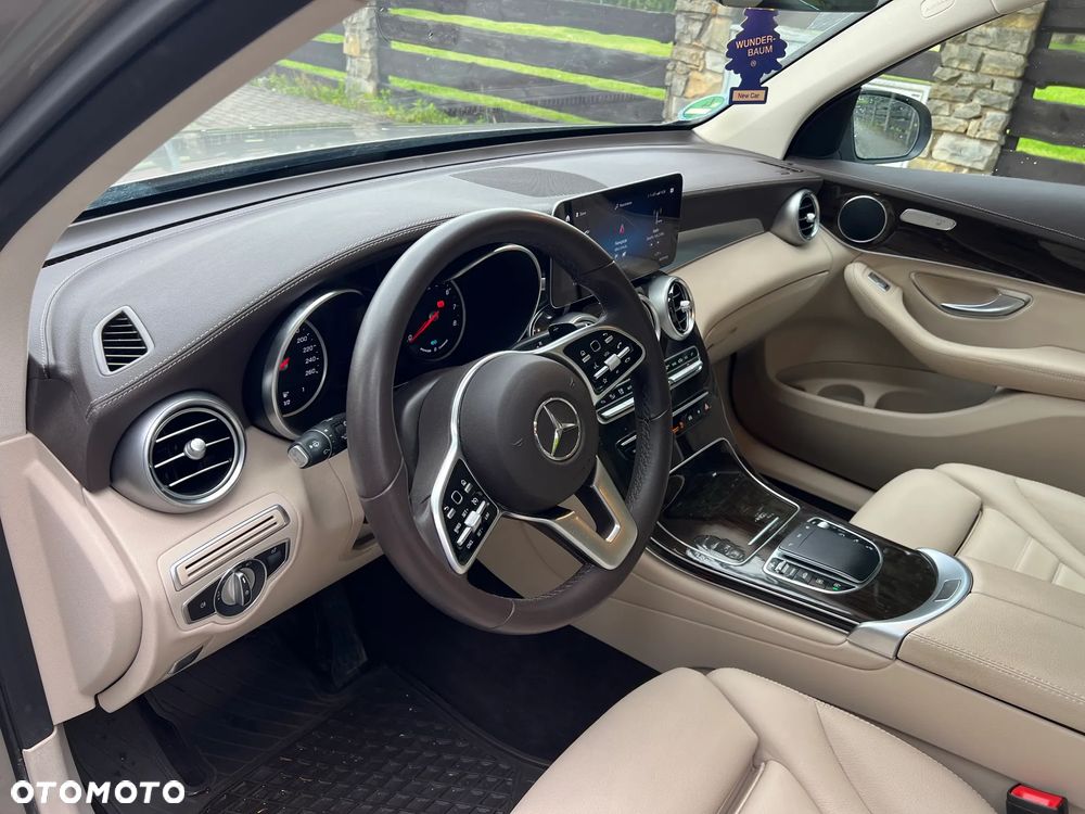 Mercedes-Benz GLC 200 4Matic 9G-TRONIC Exclusive - 12