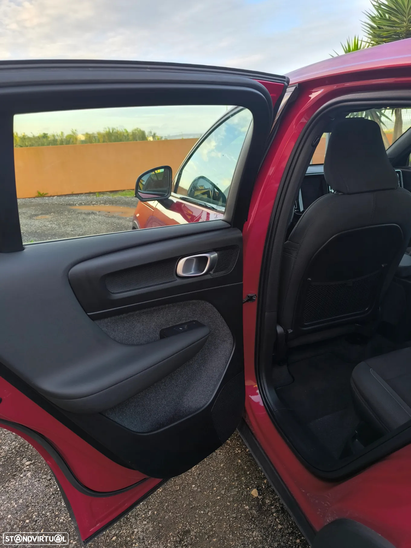 Volvo C40 Recharge Plus - 3