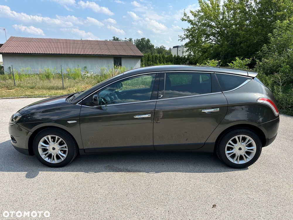 Lancia Delta 1.6 MJ Platino Selectronic - 5