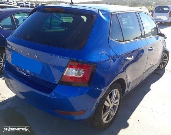 Peças Skoda Fabia III (NJ3) 1.0 TSI 2021 - 1