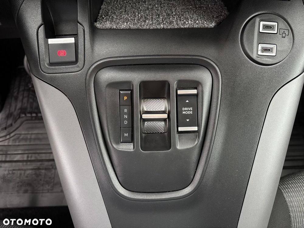 Toyota Proace City Verso 1.5 D-4D VIP - 25