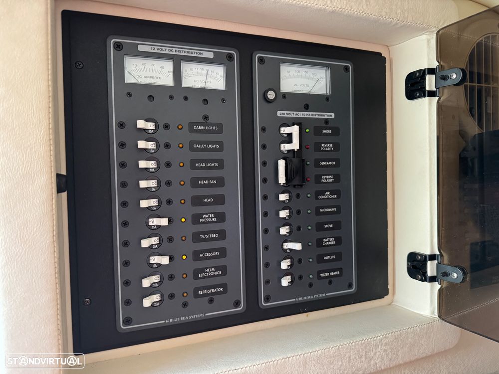 Cobalt Marine 323 - 17