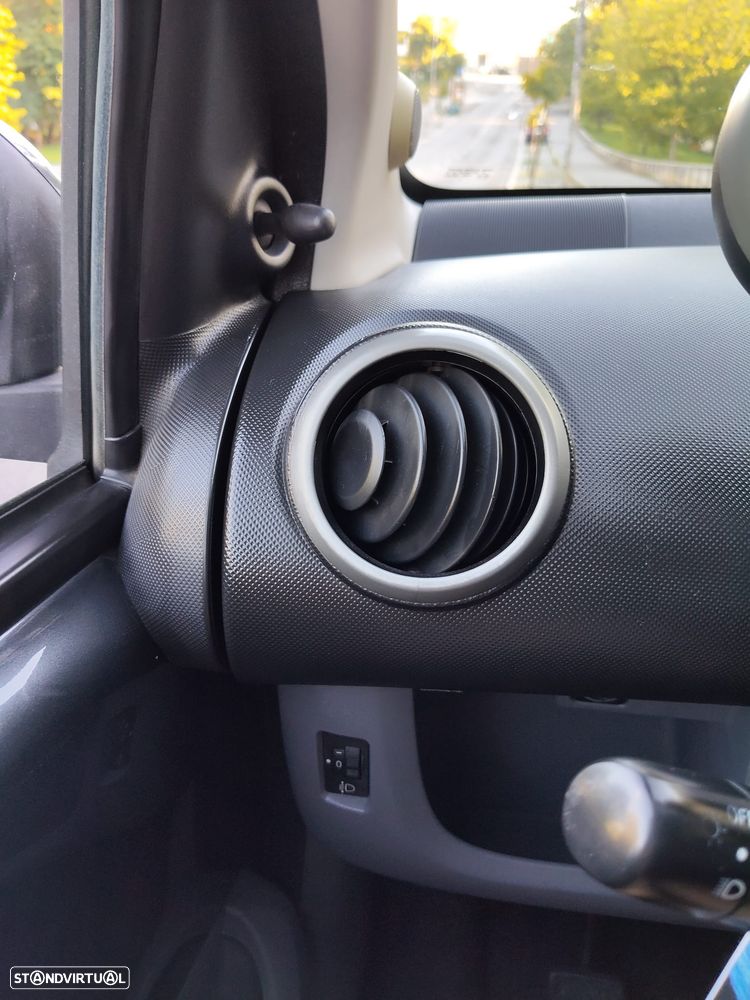 Toyota Aygo 1.0 + AC - 17
