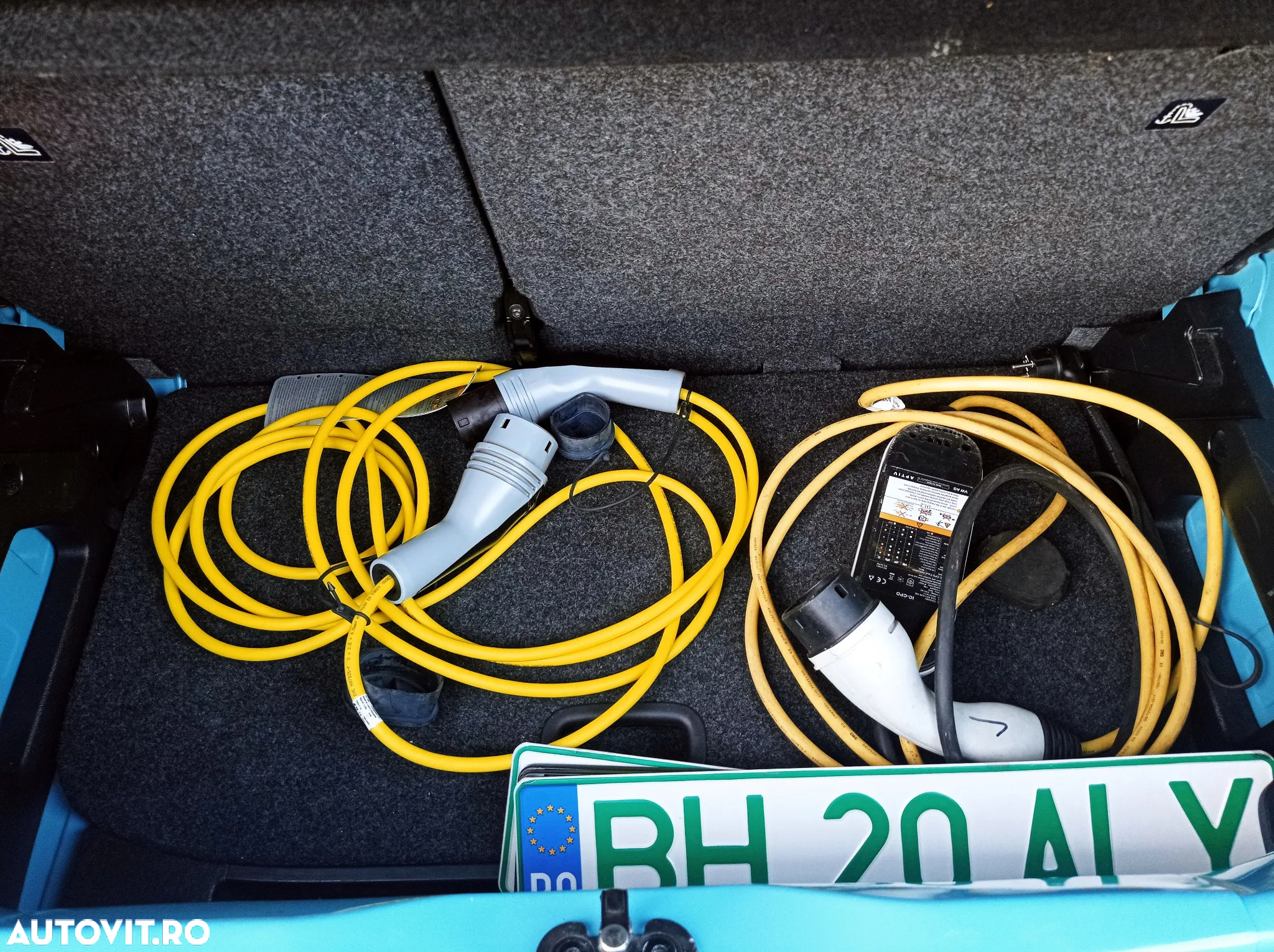 Volkswagen up! e-up! - 21