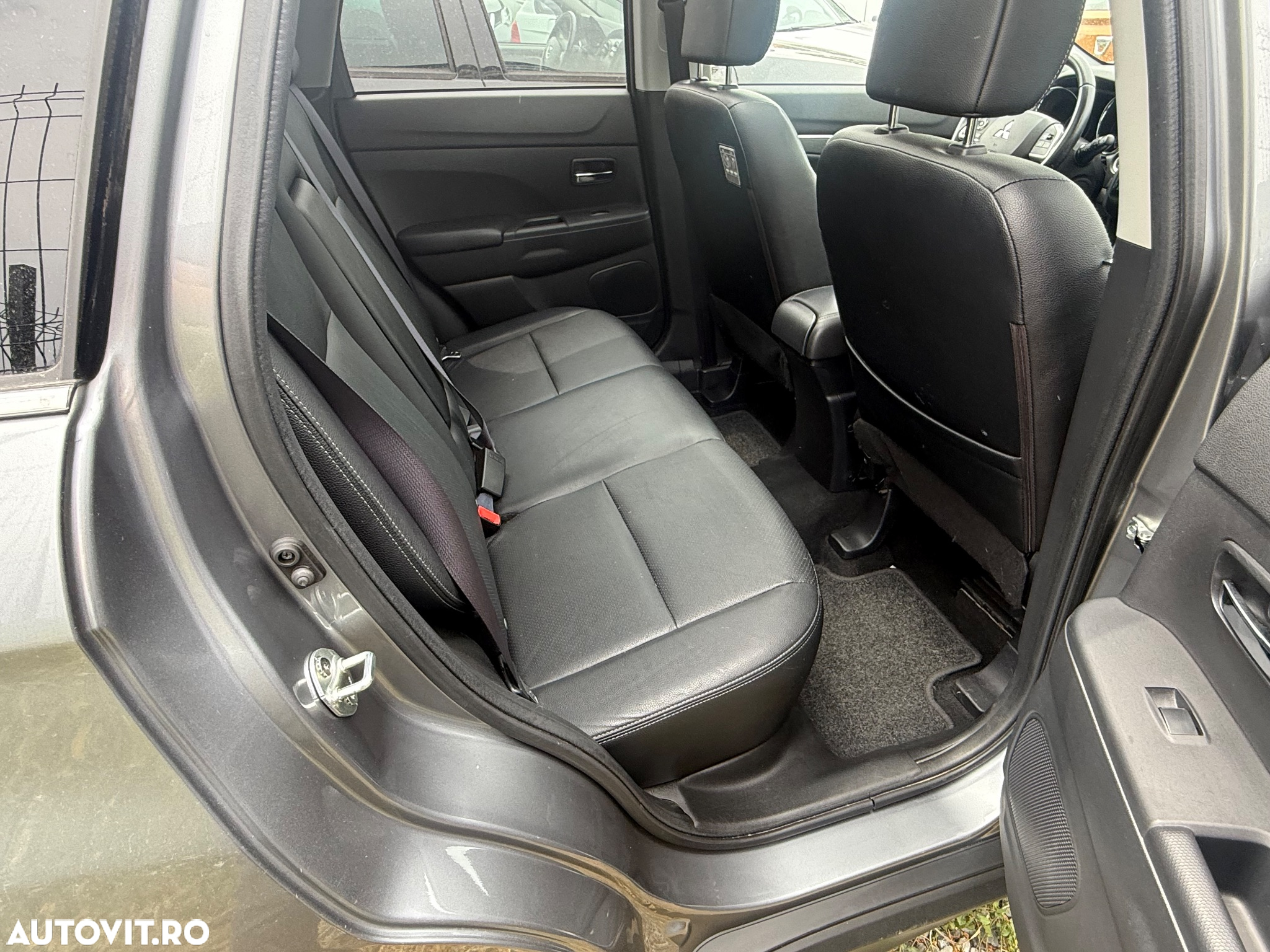Mitsubishi ASX 1.6 2WD Instyle - 18