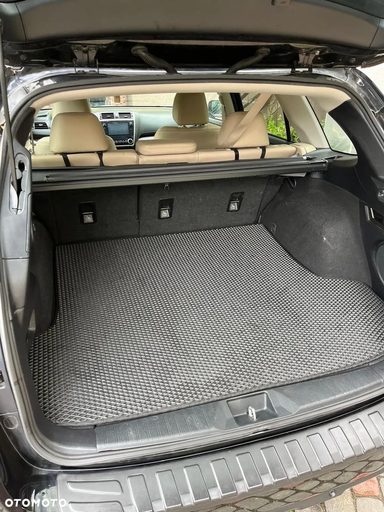 Subaru Outback - 8