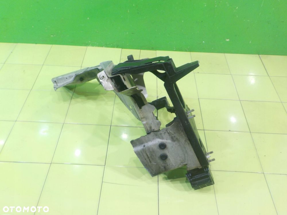 BMW 6 E64 E63 3.0 B AUT 05r CABRIO podluznica lewa przod - 3