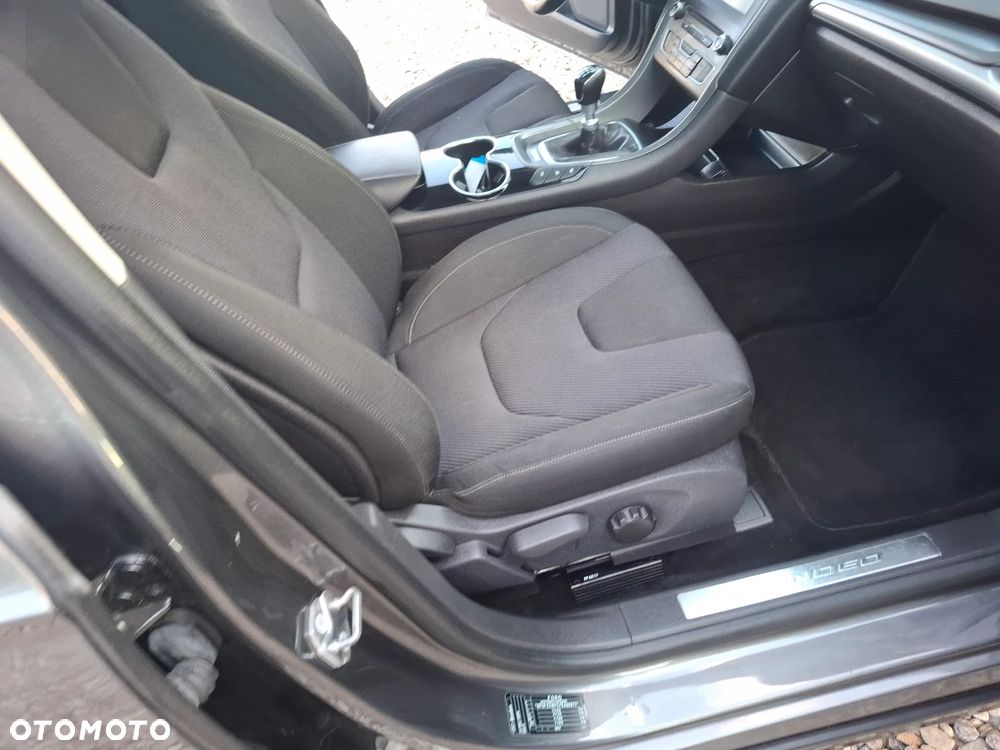 Ford Mondeo 2.0 TDCi STart-Stopp Titanium - 15