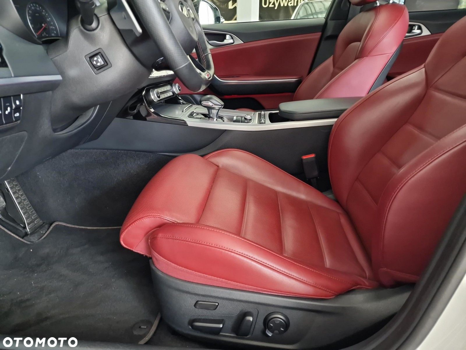 Kia Stinger 3.3 T-GDI V6 GT AWD - 20