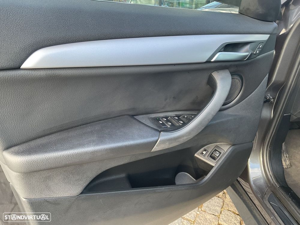 BMW X1 25 e xDrive - 18