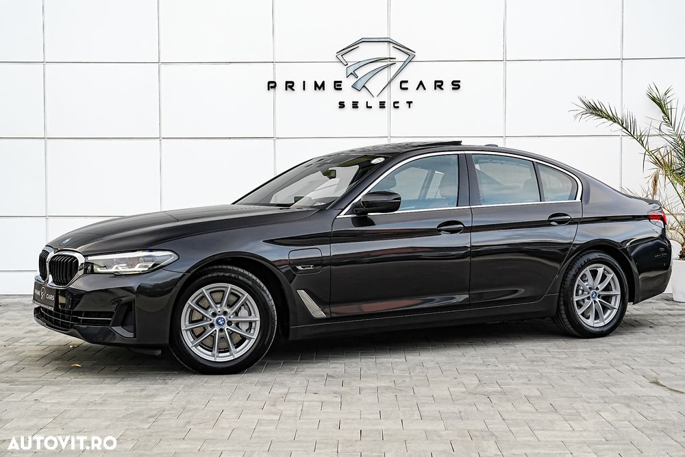 BMW Seria 5 530e Aut. - 24