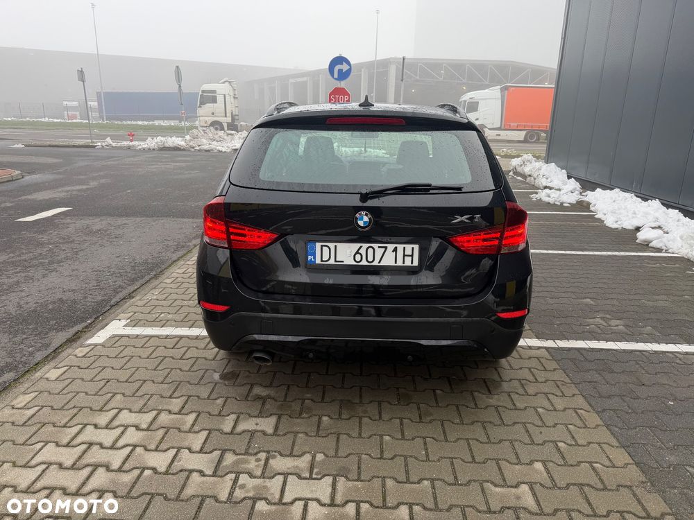 BMW X1 xDrive20d xLine - 4