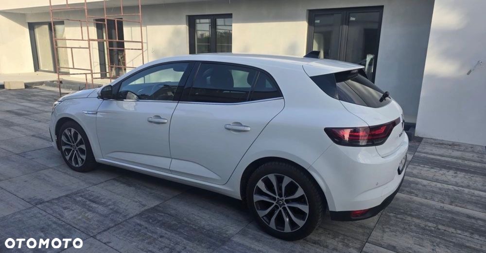 Renault Megane 1.3 TCe Intens EDC - 5