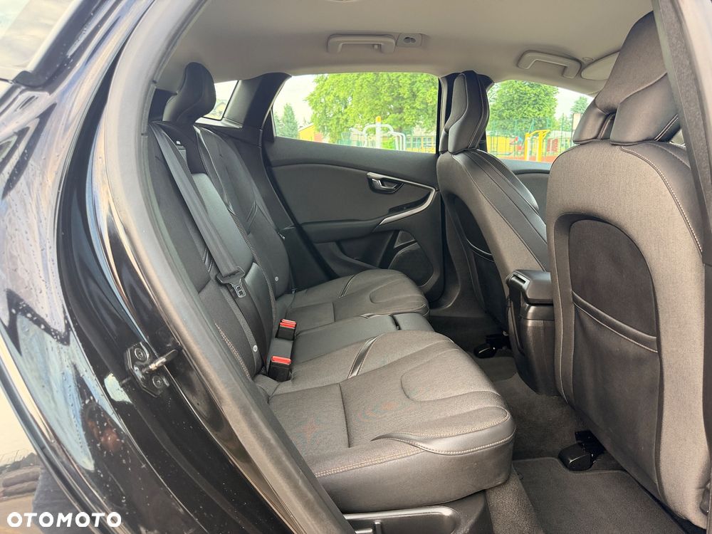 Volvo V40 Cross Country D3 - 32