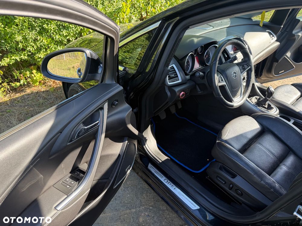 Opel Astra 1.4 Turbo Exklusiv - 13