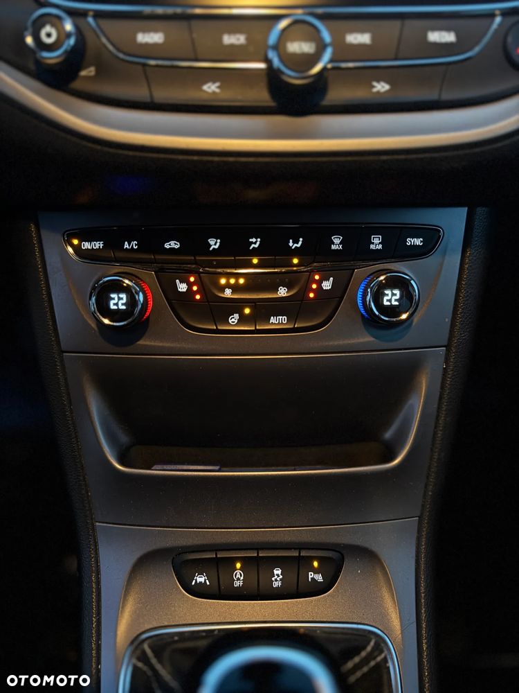 Opel Astra 1.4 Turbo Edition - 12