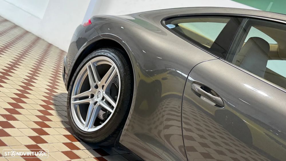 Porsche 911 (991) Carrera 2 PDK - 10