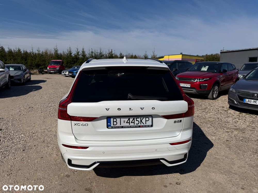 Volvo XC 60 B5 B AWD Geartronic RDesign - 17