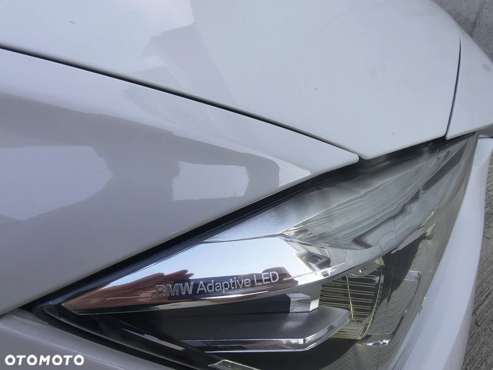 BMW Seria 3 320d Sport Line - 11