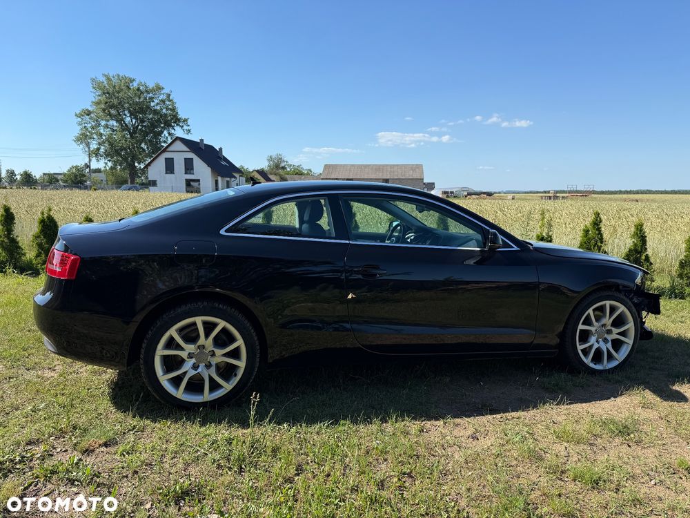 Audi A5 Coupé 2.0 TDI DPF - 11