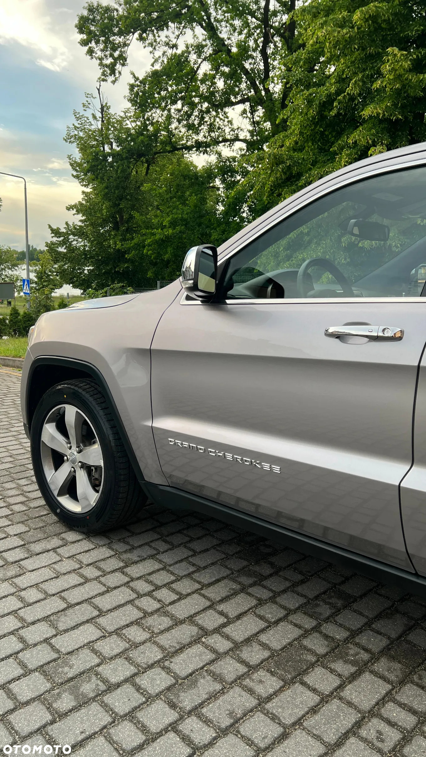 Jeep Grand Cherokee - 7