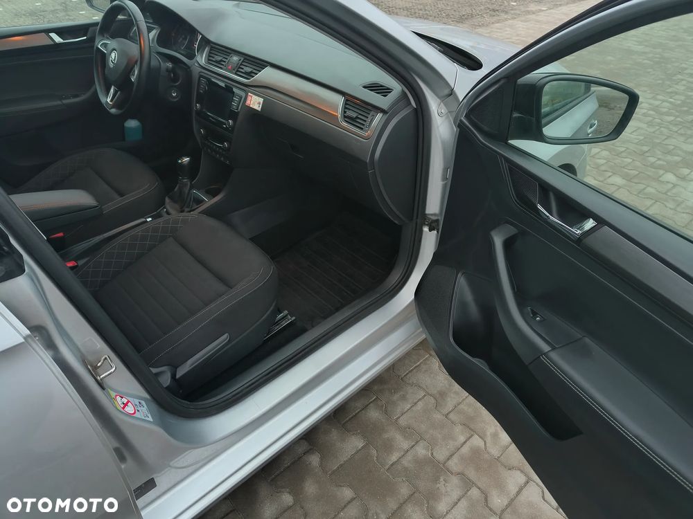 Skoda RAPID 1.0 TSI Style - 15