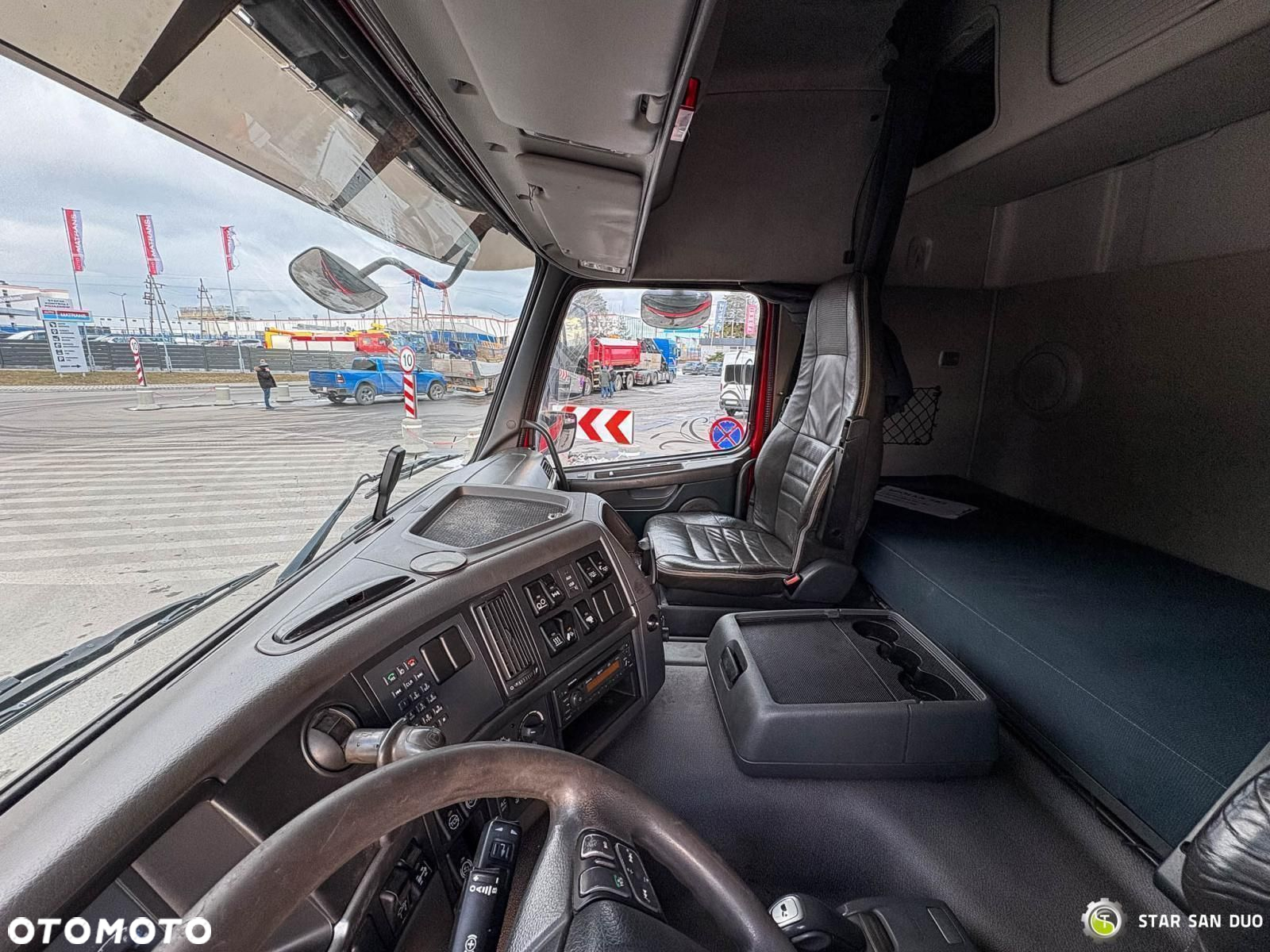 Volvo FMX 500 8x2 Effer 585 Fly Jib Wciągarka HDS Żuraw Crane - 20