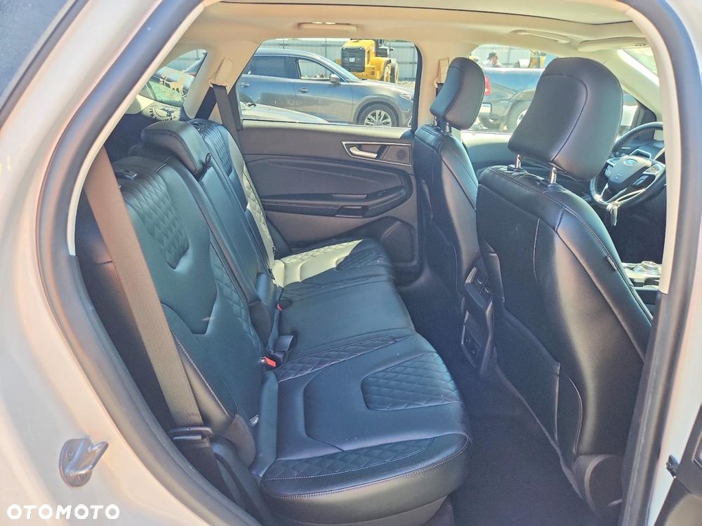 Ford Edge - 11