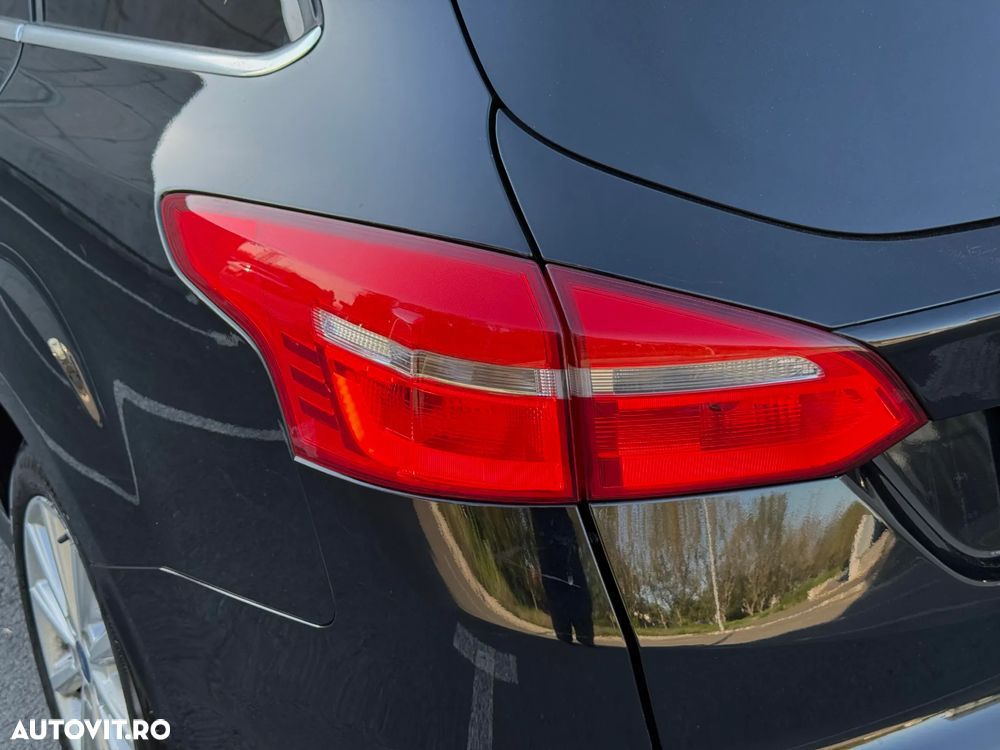 Ford Focus 1.5 Ecoboost Titanium Business - 30