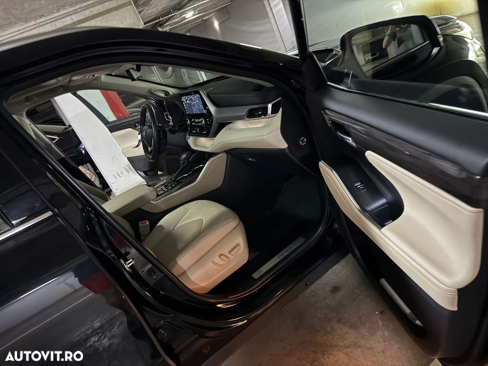 Toyota Highlander 2.5 L Hybrid Dynamic Force 248CP Luxury Metallic - 9